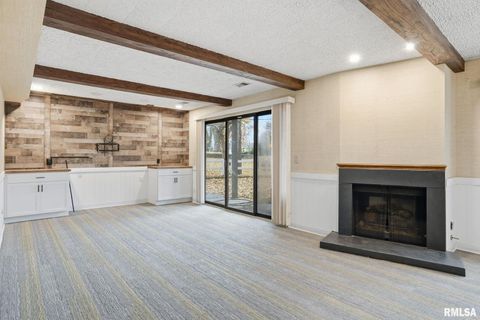 Tiny photo for 2200 36TH Street #3C, Rock Island, IL 61201 (MLS # QC4269651)