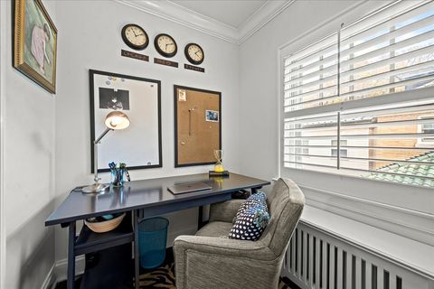 Tiny photo for 121 Robsart Road, Kenilworth, IL 60043 (MLS # 12571619)