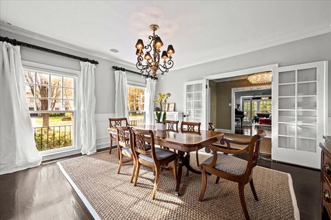 Tiny photo for 121 Robsart Road, Kenilworth, IL 60043 (MLS # 12571619)