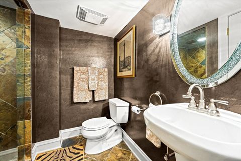 Tiny photo for 121 Robsart Road, Kenilworth, IL 60043 (MLS # 12571619)