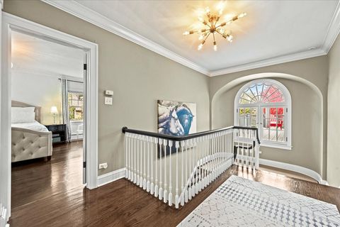 Tiny photo for 121 Robsart Road, Kenilworth, IL 60043 (MLS # 12571619)