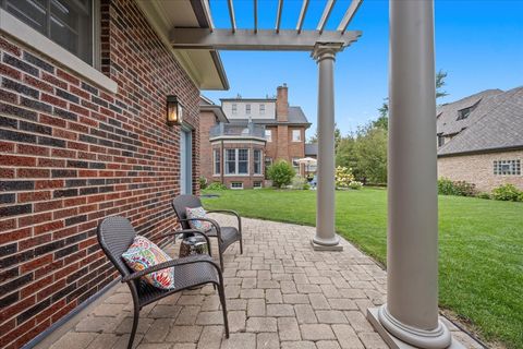 Tiny photo for 121 Robsart Road, Kenilworth, IL 60043 (MLS # 12571619)