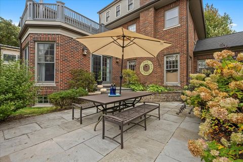 Tiny photo for 121 Robsart Road, Kenilworth, IL 60043 (MLS # 12571619)