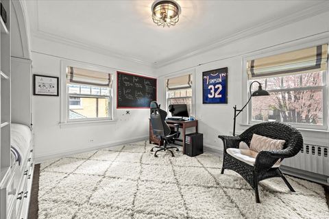 Tiny photo for 121 Robsart Road, Kenilworth, IL 60043 (MLS # 12571619)