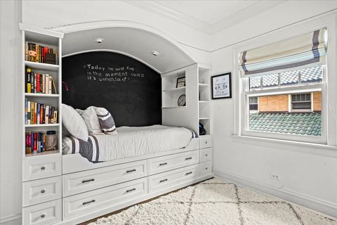 Tiny photo for 121 Robsart Road, Kenilworth, IL 60043 (MLS # 12571619)