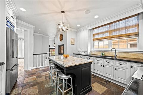 Tiny photo for 121 Robsart Road, Kenilworth, IL 60043 (MLS # 12571619)