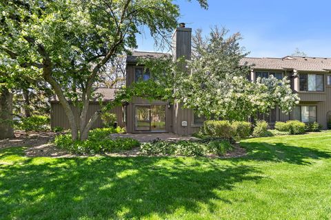 Tiny photo for 535 Woodview Road, Lake Barrington, IL 60010 (MLS # 12479264)