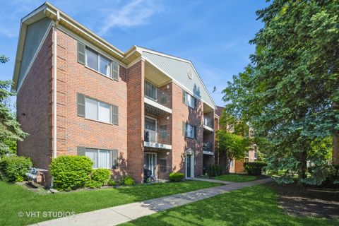 1520 N River West Court 3B Mount Prospect IL 60056