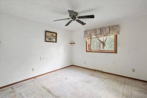Tiny photo for 5505 Lucina Avenue, McHenry, IL 60050 (MLS # 12692262)