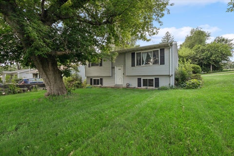 Photo of 5505 Lucina Avenue, McHenry, IL 60050 (MLS # 12692262)