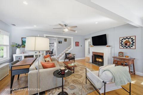 Tiny photo for 5703 Lee Avenue, Downers Grove, IL 60516 (MLS # 12498571)