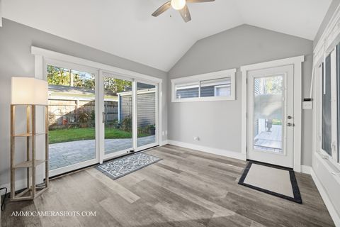 Tiny photo for 5703 Lee Avenue, Downers Grove, IL 60516 (MLS # 12498571)