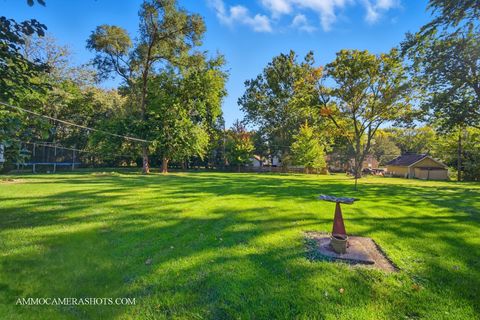 Tiny photo for 5703 Lee Avenue, Downers Grove, IL 60516 (MLS # 12498571)