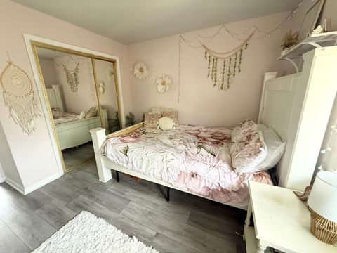 Tiny photo for 605 N Wolf Road #B9, Hillside, IL 60162 (MLS # 12479768)