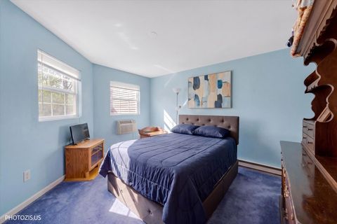 Tiny photo for 1414 W Clear Water Circle #2F, Round Lake Beach, IL 60073 (MLS # 12631736)