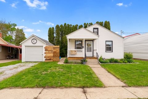 Photo of 105 S Russell Avenue, Geneseo, IL 61254 (MLS # 12635987)