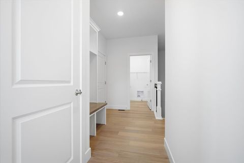 Tiny photo for 8 Stone Mill Court, Bloomington, IL 61705 (MLS # 12573550)