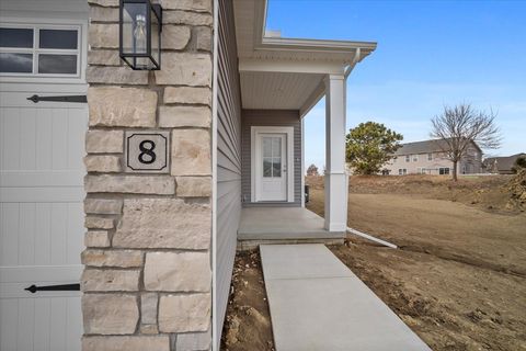 Tiny photo for 8 Stone Mill Court, Bloomington, IL 61705 (MLS # 12573550)