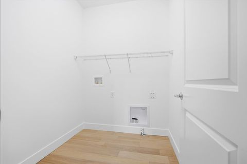 Tiny photo for 8 Stone Mill Court, Bloomington, IL 61705 (MLS # 12573550)