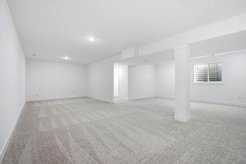 Tiny photo for 8 Stone Mill Court, Bloomington, IL 61705 (MLS # 12573550)