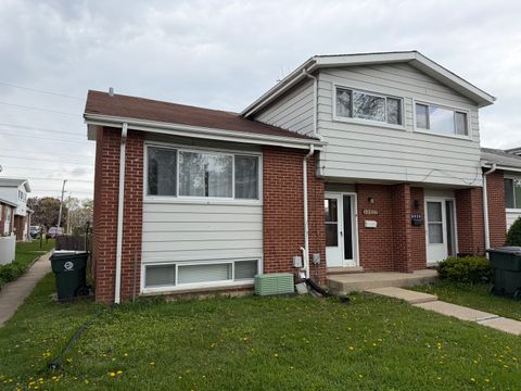 Photo of 8052 W Lyons Street, Niles, IL 60714 (MLS # 12633965)