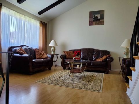 Tiny photo for 8052 W Lyons Street, Niles, IL 60714 (MLS # 12633965)