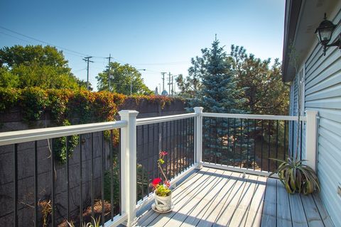 Tiny photo for 1509 Commodore Court #8, Schaumburg, IL 60193 (MLS # 12489637)