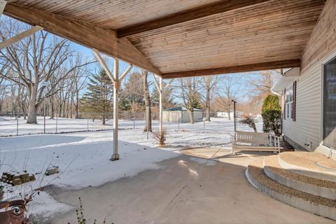 Tiny photo for 23336 S Kings Road, Steger, IL 60475 (MLS # 12521339)