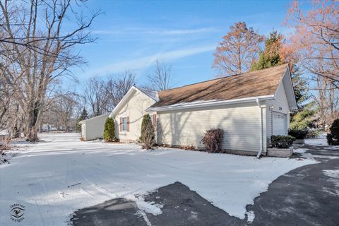 Tiny photo for 23336 S Kings Road, Steger, IL 60475 (MLS # 12521339)