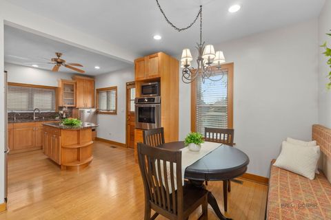 Tiny photo for 2720 N Beulah Avenue, River Grove, IL 60171 (MLS # 12619427)