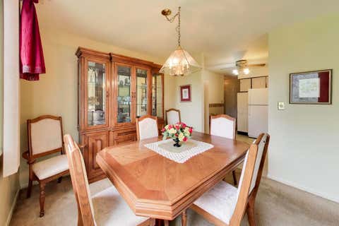 Tiny photo for 440 Raintree Court #2J, Glen Ellyn, IL 60137 (MLS # 12738560)