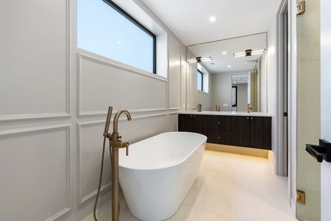 Tiny photo for 822 W Aldine Avenue #3N, Chicago, IL 60657 (MLS # 12598934)