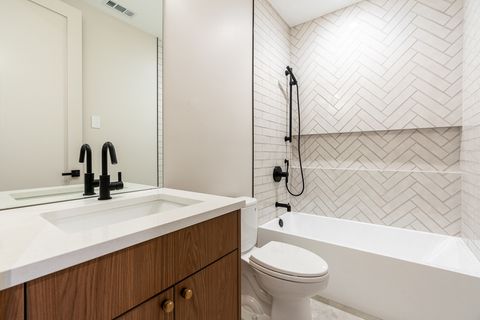 Tiny photo for 822 W Aldine Avenue #3N, Chicago, IL 60657 (MLS # 12598934)