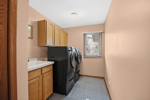 Tiny photo for 3703 Ballantrae Way, Flossmoor, IL 60422 (MLS # 12597139)