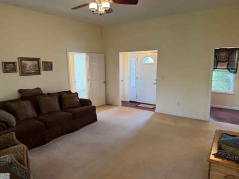 Tiny photo for 2 Dove Lane, Metropolis, IL 62960 (MLS # 12605685)