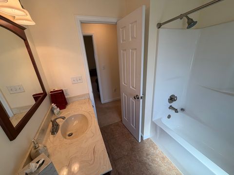 Tiny photo for 2 Dove Lane, Metropolis, IL 62960 (MLS # 12605685)