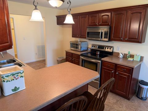 Tiny photo for 2 Dove Lane, Metropolis, IL 62960 (MLS # 12605685)