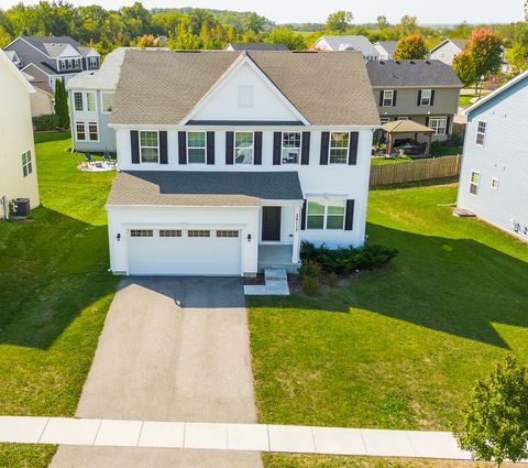 A home in Lakemoor