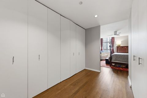 Tiny photo for 680 N Lake Shore Drive #1410, Chicago, IL 60611 (MLS # 12602666)