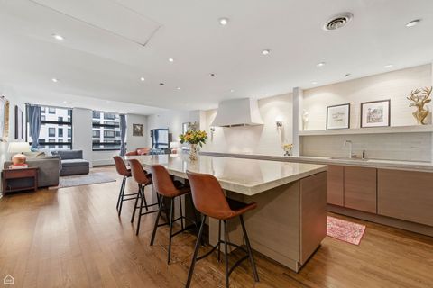 Tiny photo for 680 N Lake Shore Drive #1410, Chicago, IL 60611 (MLS # 12602666)