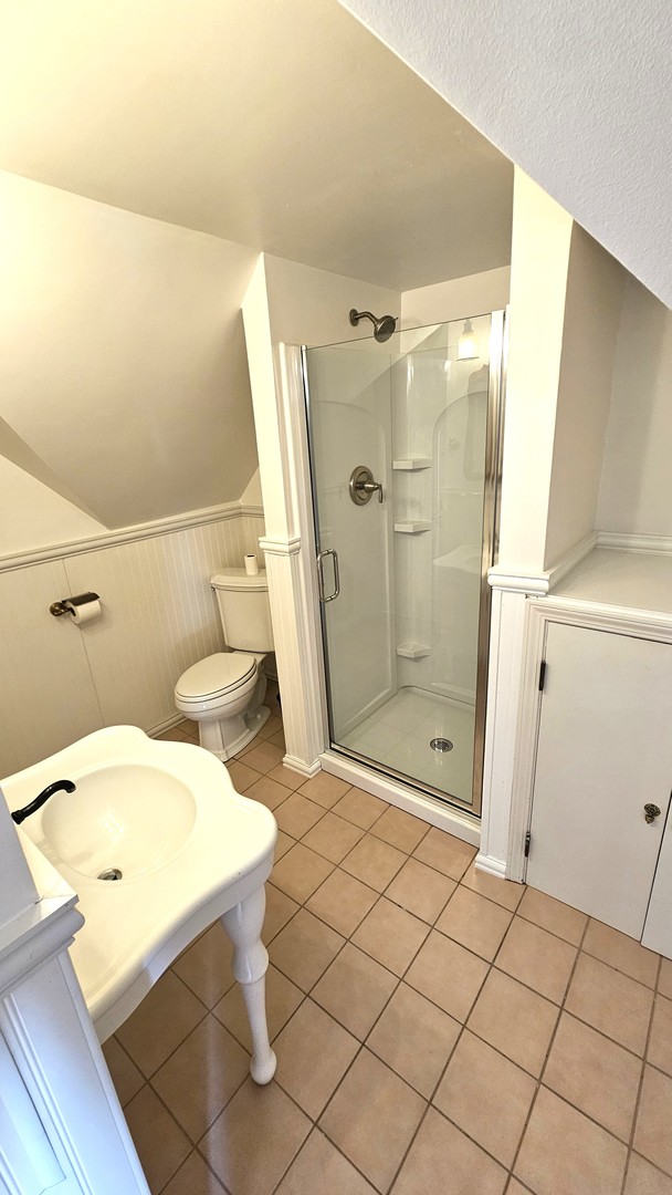 Rockford, Illinois 61107, United States, 3 Bedrooms Bedrooms, ,2 BathroomsBathrooms,Residential,Active,227440