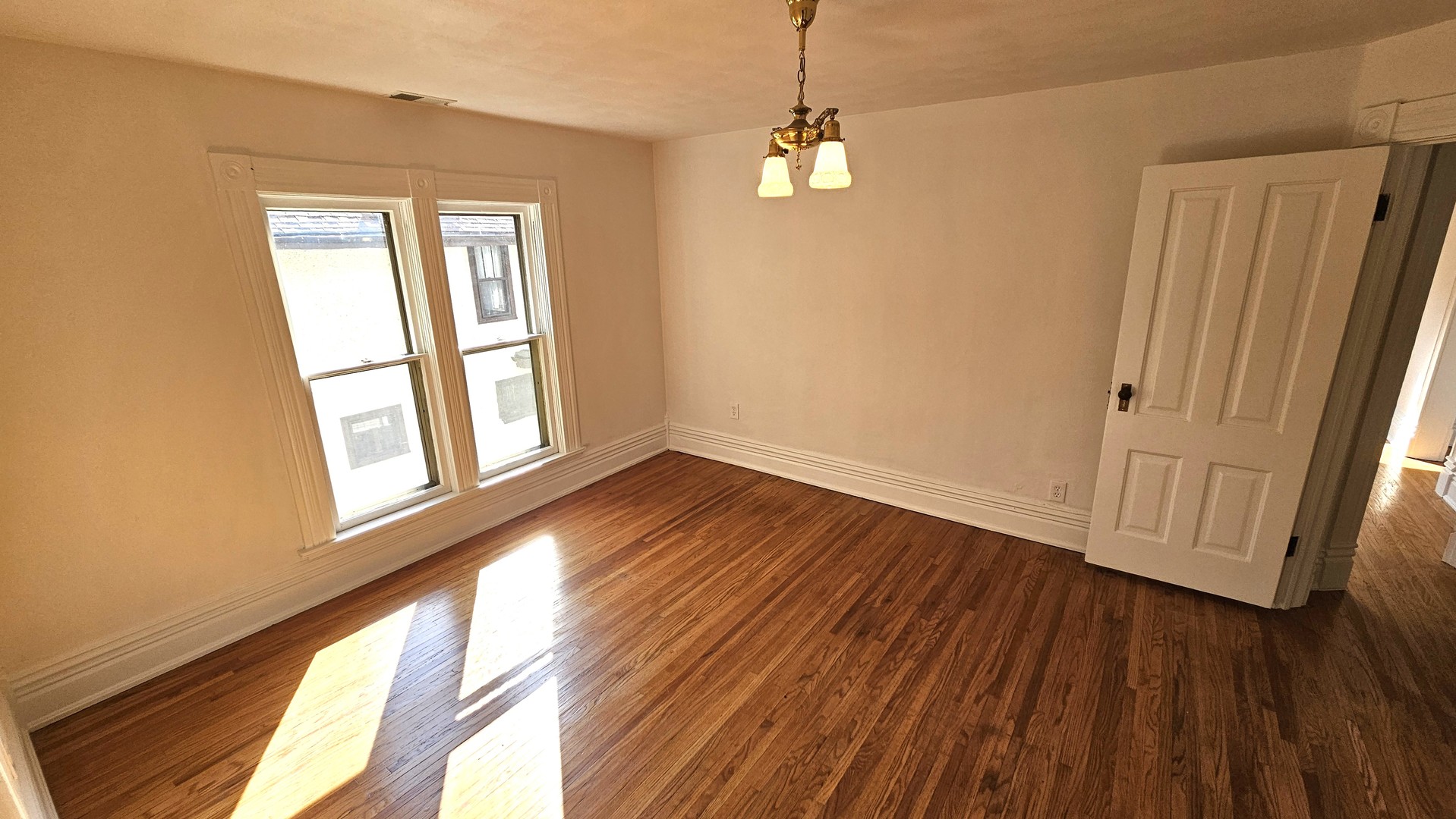 Rockford, Illinois 61107, United States, 3 Bedrooms Bedrooms, ,2 BathroomsBathrooms,Residential,Active,227440