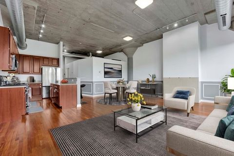 Tiny photo for 1069 W 14th Place #329, Chicago, IL 60608 (MLS # 12612847)