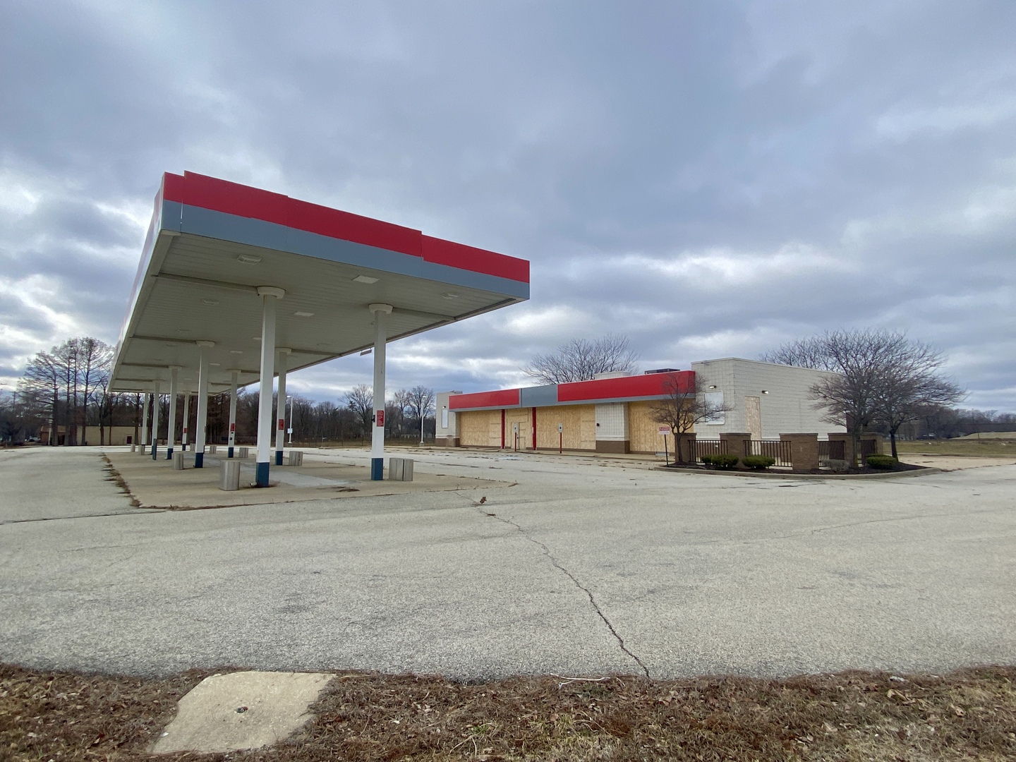 Photo 1 of 8 — 1501 N Lincoln Avenue, Urbana, IL 61801