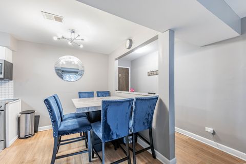 Tiny photo for 6135 W 94th Street #A2, Oak Lawn, IL 60453 (MLS # 12539040)