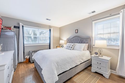 Tiny photo for 6135 W 94th Street #A2, Oak Lawn, IL 60453 (MLS # 12539040)