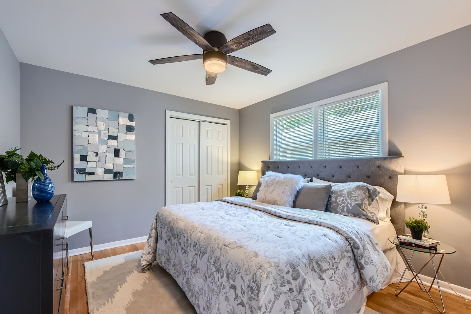 2814 W 83rd Street