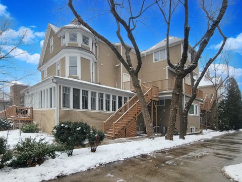 Tiny photo for 431 S HARVEY Street #E, Oak Park, IL 60302 (MLS # 12558970)
