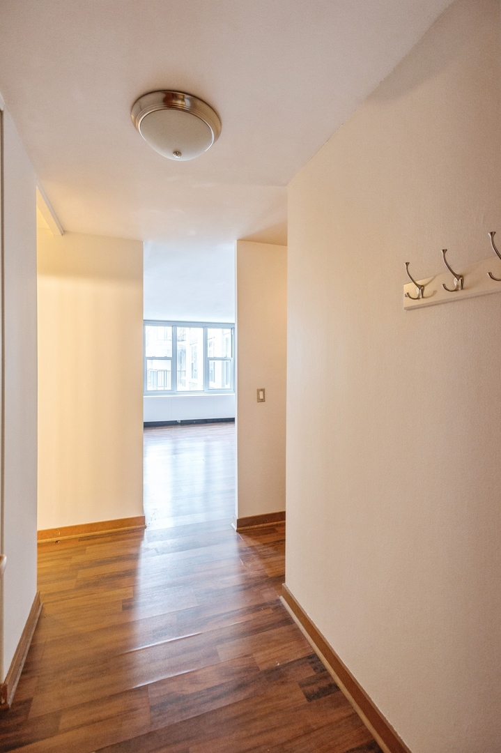 400 E RANDOLPH Street 3612