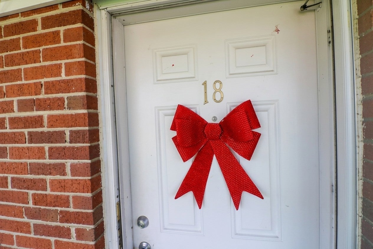 1101 E Algonquin Road 18